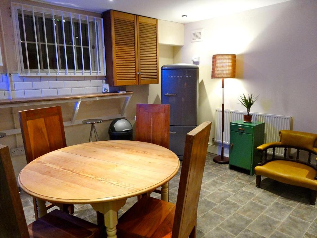 Igloo Backpackers Hostel & Annexe นอตติงแฮม ภายนอก รูปภาพ